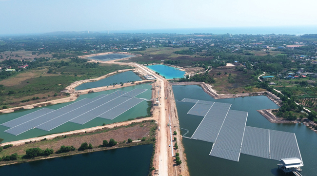 图3 泰国12.5兆瓦水面漂浮电站